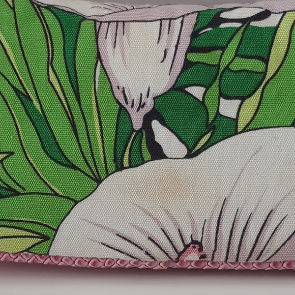 So Pretty Tiny Guess Bag - Picture 6 of 8